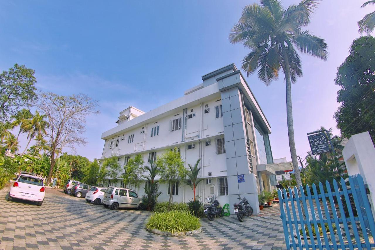 Hotel Noah'S Ark Kochi Zewnętrze zdjęcie